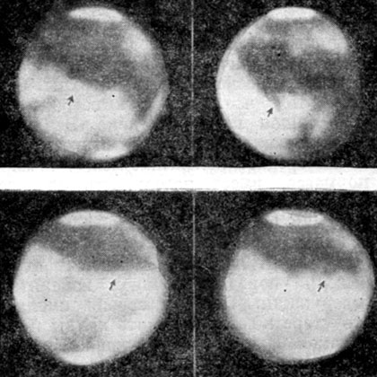 Рис. 130. Изменения на Марсе. Внизу: изменения в Киммерийском Море, слева - в 1907 г., справа - в 1930 г.