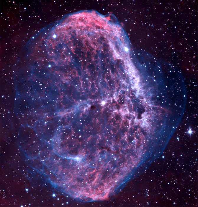 Туманность Полумесяц (Серп) (NGC 6888). Источник - cs.astronomy.com/cfs-file.ashx/__key/telligent-evolution-components-attachments/13-73-00-00-00-46-69-29/LB-_2D00_-NGC6888-_2D00_-Jim-Wood-_2B00_-Emanuele-Colognato.jpg