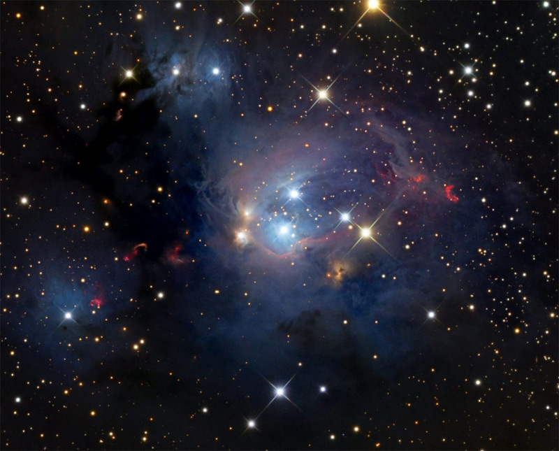 Туманность Валентинова Роза (NGC 7129). Изображение, полученное с помощью 24-дюймового телескопа. Источник - wolaver.org/Space/NGC7129.jpg